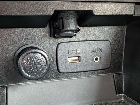 Used 2015 Subaru Legacy 2.5i image 28