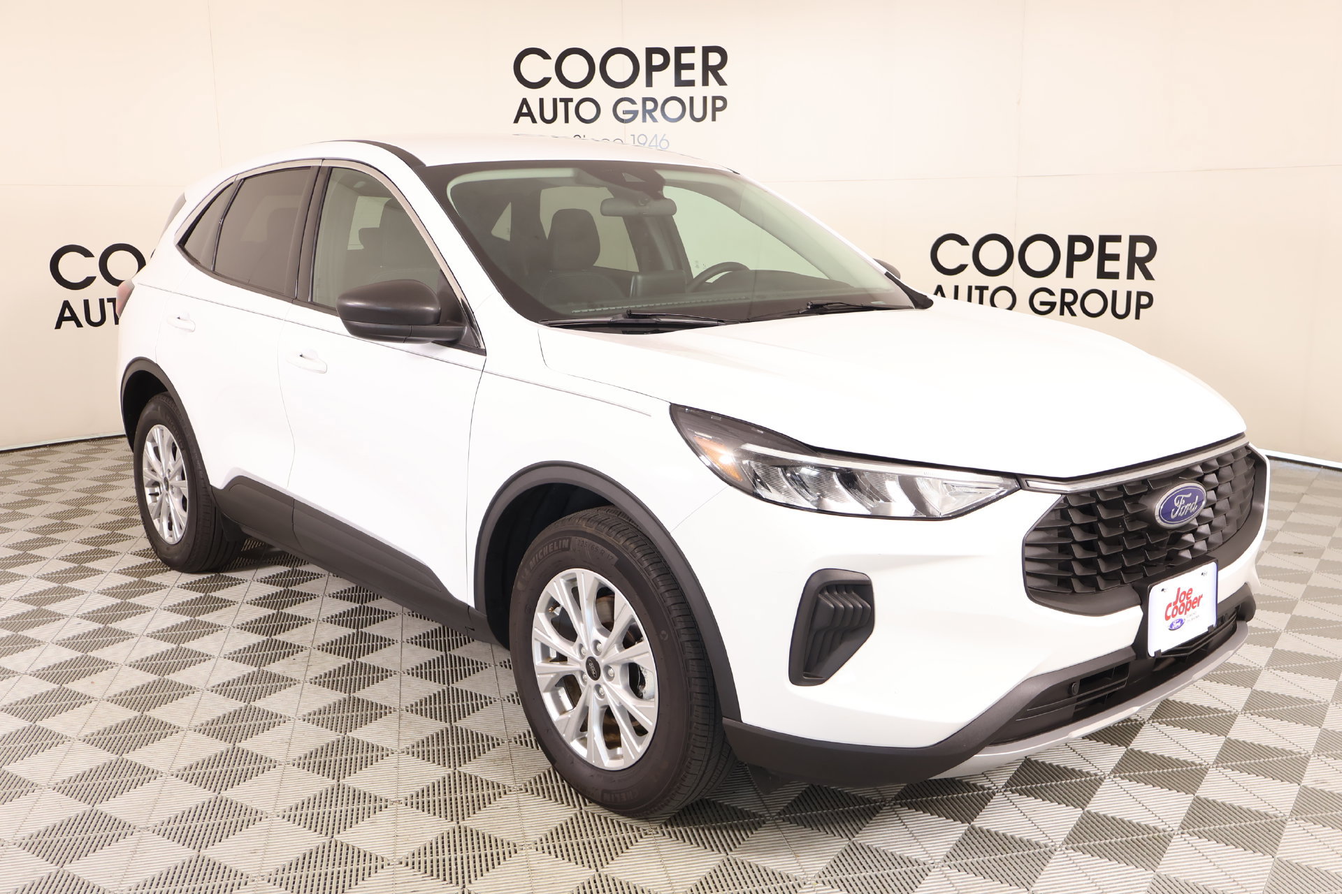Used 2024 Ford Escape Active FWD image 1