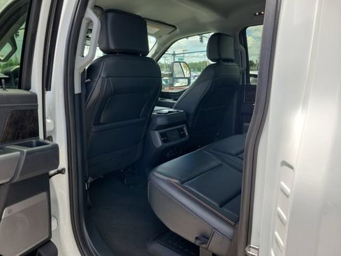 Certified 2026 Ford F250 Lariat AWD/4WD image 9