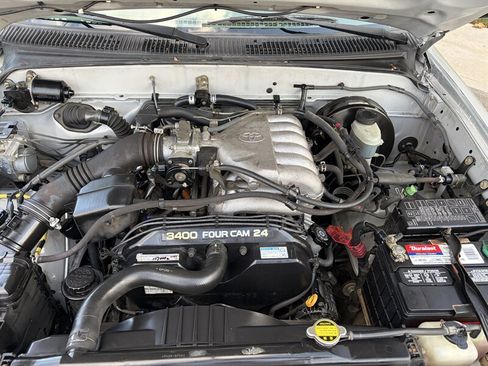 Used 2004 Toyota Tacoma PreRunner RWD image 27