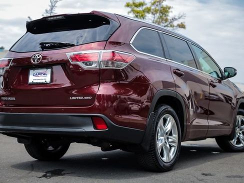 Used 2015 Toyota Highlander Limited Platinum AWD/4WD image 20