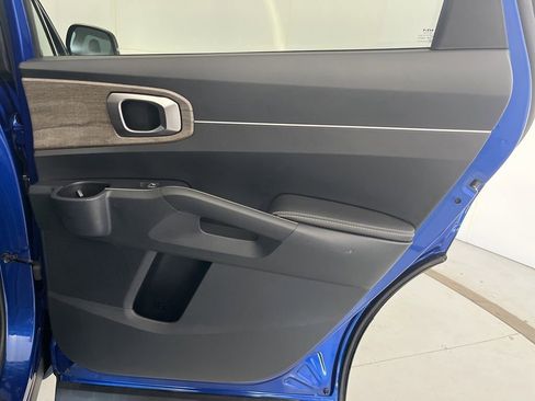 Used 2023 Kia Sorento EX w/ Panoramic Sunroof Package FWD image 29