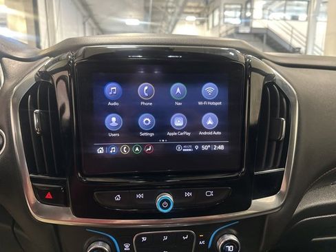 Used 2023 Chevrolet Traverse RS image 25