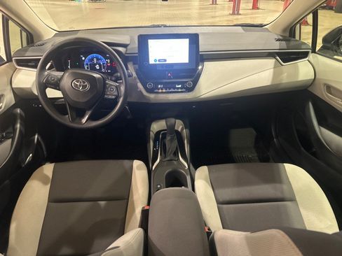 Used 2026 Toyota Corolla LE FWD image 45