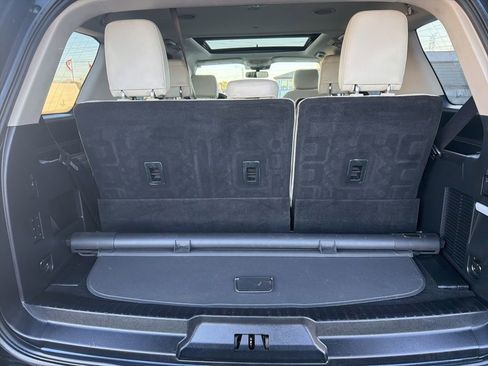 Used 2020 Ford Expedition Platinum image 32