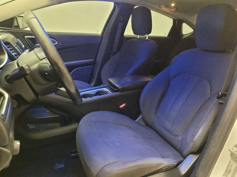 Used 2015 Chrysler 200 Limited w/ Convenience Group FWD image 17