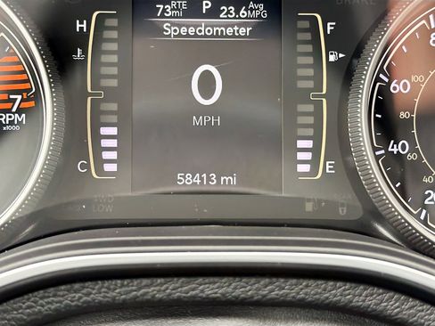 Used 2021 Jeep Cherokee Latitude Plus image 17