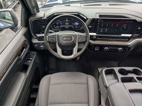 Used 2024 GMC Sierra 1500 Elevation AWD/4WD image 12