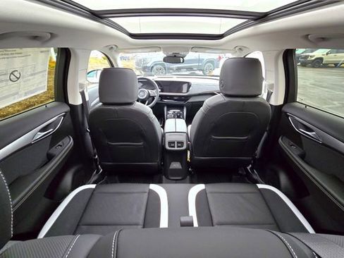 New 2026 Buick Envision Sport Touring image 18