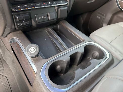 Used 2020 GMC Sierra 1500 SLT w/ SLT Premium Plus Package image 11