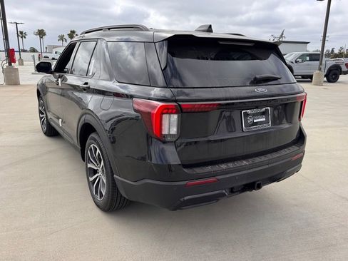 New 2026 Ford Explorer ST-Line image 10