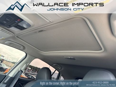 Used 2023 Subaru Crosstrek 2.5i Limited AWD/4WD image 15