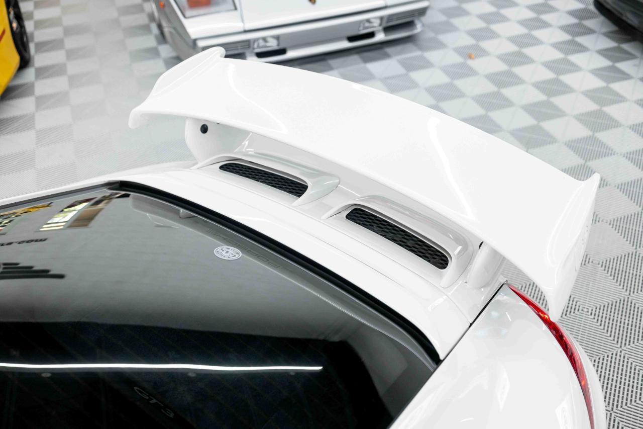 Used 2010 Porsche 911 GT3 RWD image 32