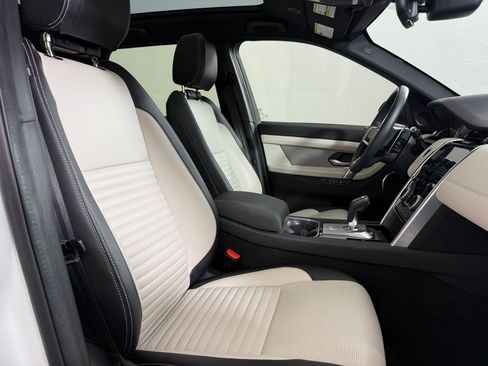 Used 2023 Land Rover Discovery Sport SE R-Dynamic image 28