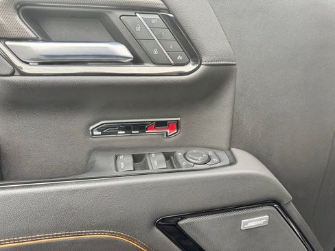 Used 2022 GMC Sierra 1500 AT4 w/ Technology Package image 21