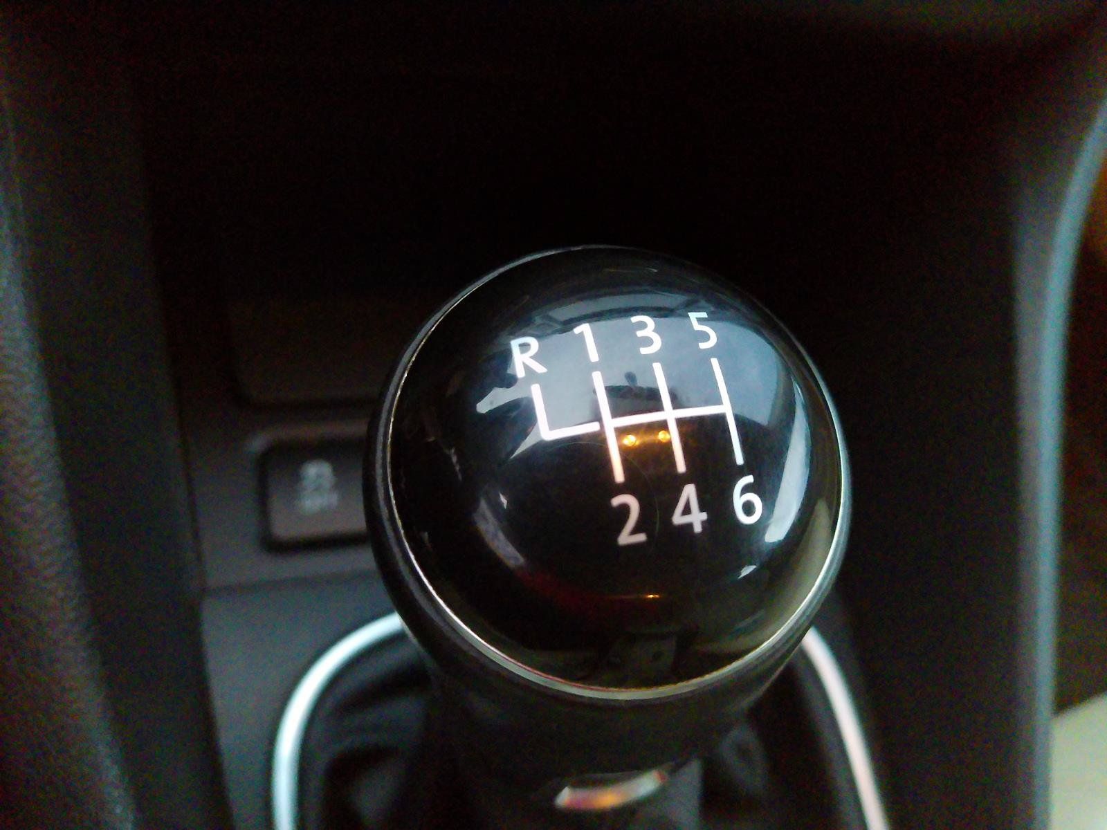 Used 2014 Volkswagen Jetta TDI FWD image 8