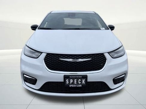 New 2026 Chrysler Pacifica Select image 7