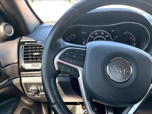 Used 2020 Jeep Grand Cherokee High Altitude RWD image 20