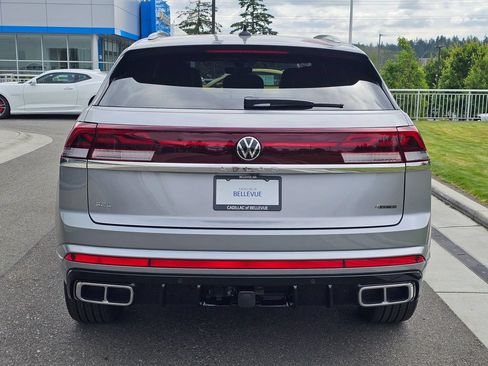 Used 2024 Volkswagen Atlas Cross Sport SEL Premium R-Line AWD/4WD image 4