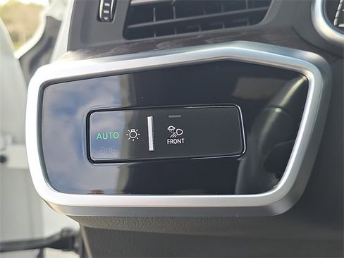 Used 2021 Audi A6 Premium Plus w/ Premium Plus Package image 30