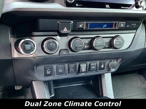 Used 2022 Toyota Tacoma TRD Sport w/ TRD Premium Sport Package image 15