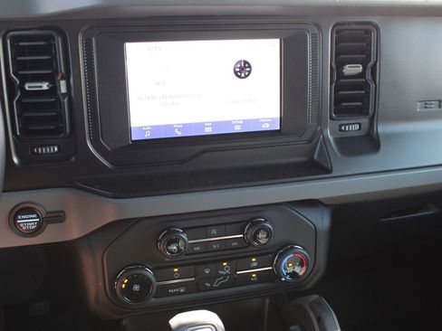 Used 2022 Ford Bronco Big Bend AWD/4WD image 15