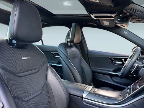 Used 2024 Mercedes-Benz C 63 AMG S image 31