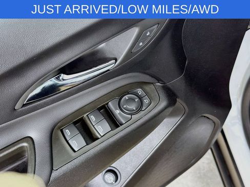 Used 2024 Chevrolet Equinox LT AWD/4WD image 17