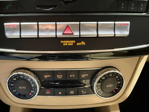 Used 2018 Mercedes-Benz GLE 350 4MATIC w/ Premium 1 Package image 47