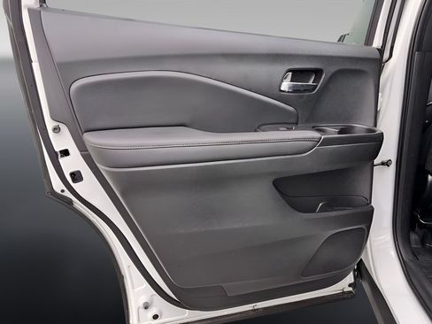 Used 2022 Honda Pilot Sport image 25
