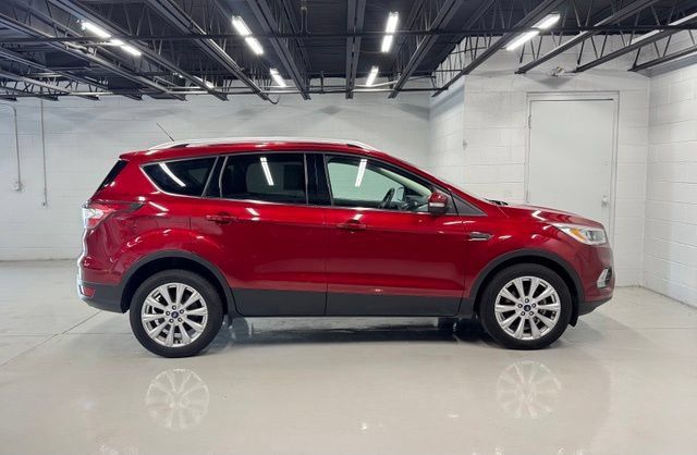 Used 2017 Ford Escape Titanium FWD image 6