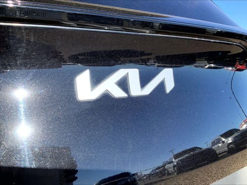 Certified 2023 Kia Sportage LX image 32