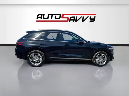Used 2024 Genesis GV70 2.5T AWD/4WD image 8