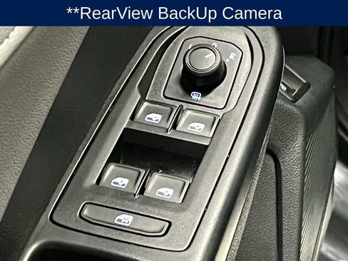 Used 2023 Volkswagen Taos SEL image 17