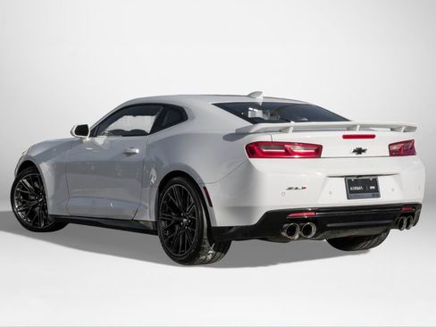 Used 2018 Chevrolet Camaro ZL1 image 8