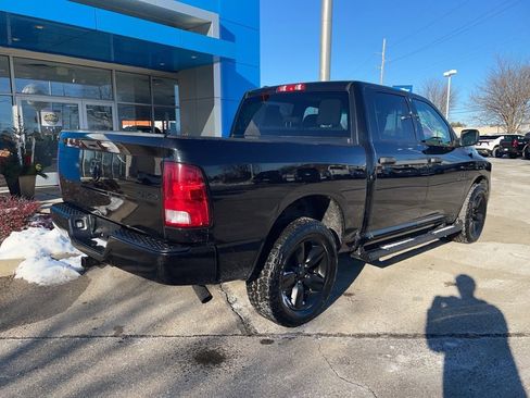 Used 2018 RAM 1500 Express w/ Black Ram 1500 Express Group image 3