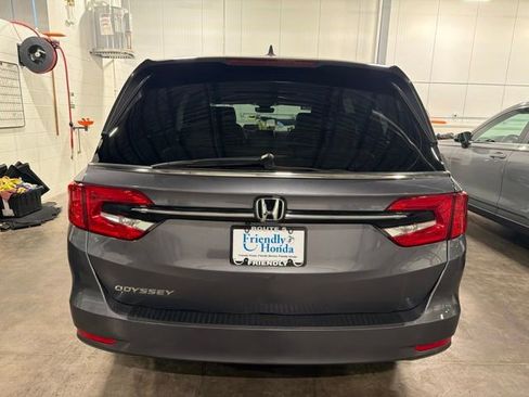 Used 2023 Honda Odyssey EX-L image 4