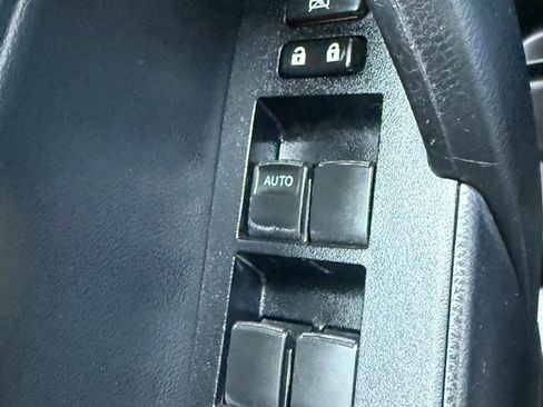 Used 2016 Toyota Corolla S image 17