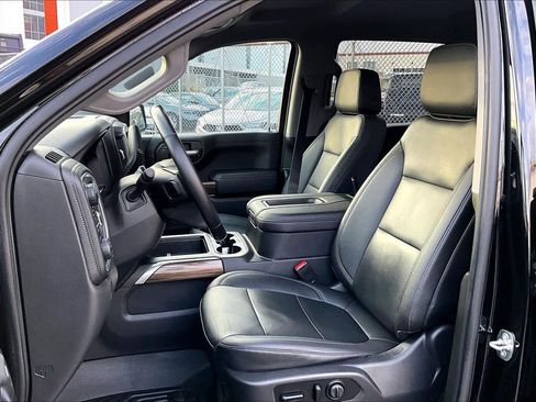 Used 2021 Chevrolet Silverado 1500 LT Trail Boss w/ Convenience Package II image 7