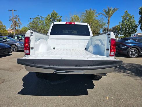 Used 2023 RAM 1500 Classic SLT w/ Electronics Group AWD/4WD image 15