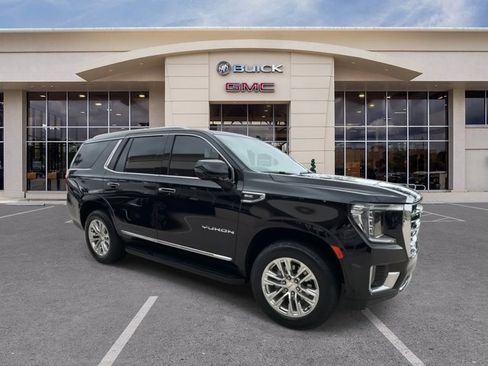 Certified 2023 GMC Yukon SLT w/ SLT Luxury Package RWD image 2