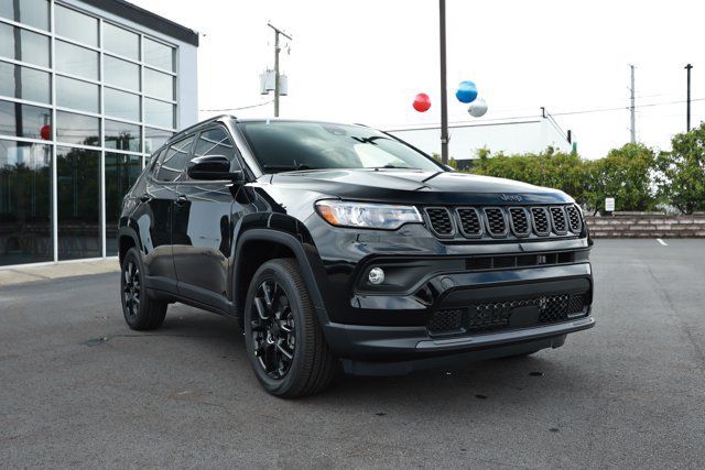 New 2026 Jeep Compass Latitude AWD/4WD image 3