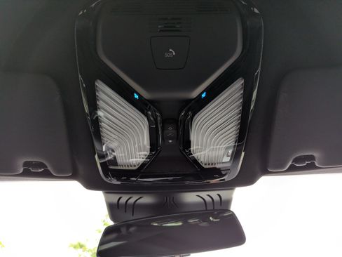 Used 2024 BMW i4 eDrive35 w/ Premium Package RWD image 31