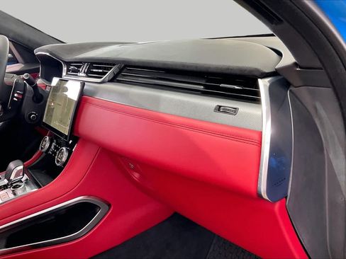 Used 2023 Jaguar F-PACE SVR AWD/4WD image 18