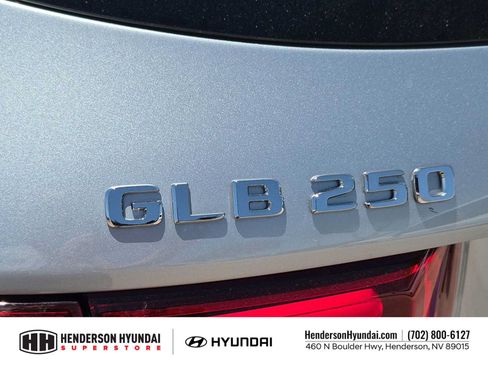 Used 2026 Mercedes-Benz GLB 250 image 12