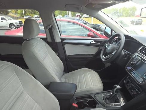 Used 2022 Volkswagen Tiguan S FWD image 13