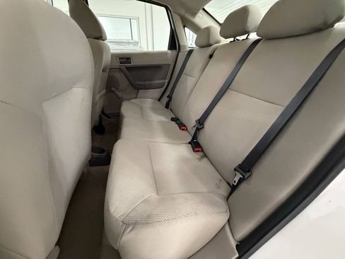 Used 2011 Ford Focus S FWD image 20