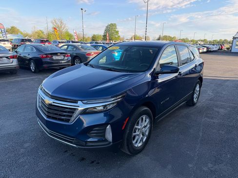 Used 2023 Chevrolet Equinox LT w/ Driver Convenience Package image 10