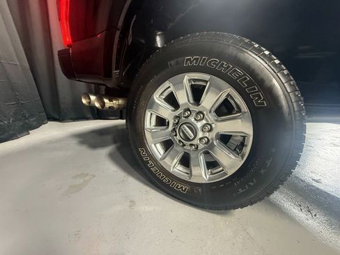 Used 2017 Ford F250 Platinum w/ Platinum Ultimate Package image 29