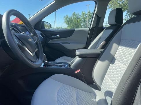 Used 2020 Chevrolet Equinox LS FWD image 14
